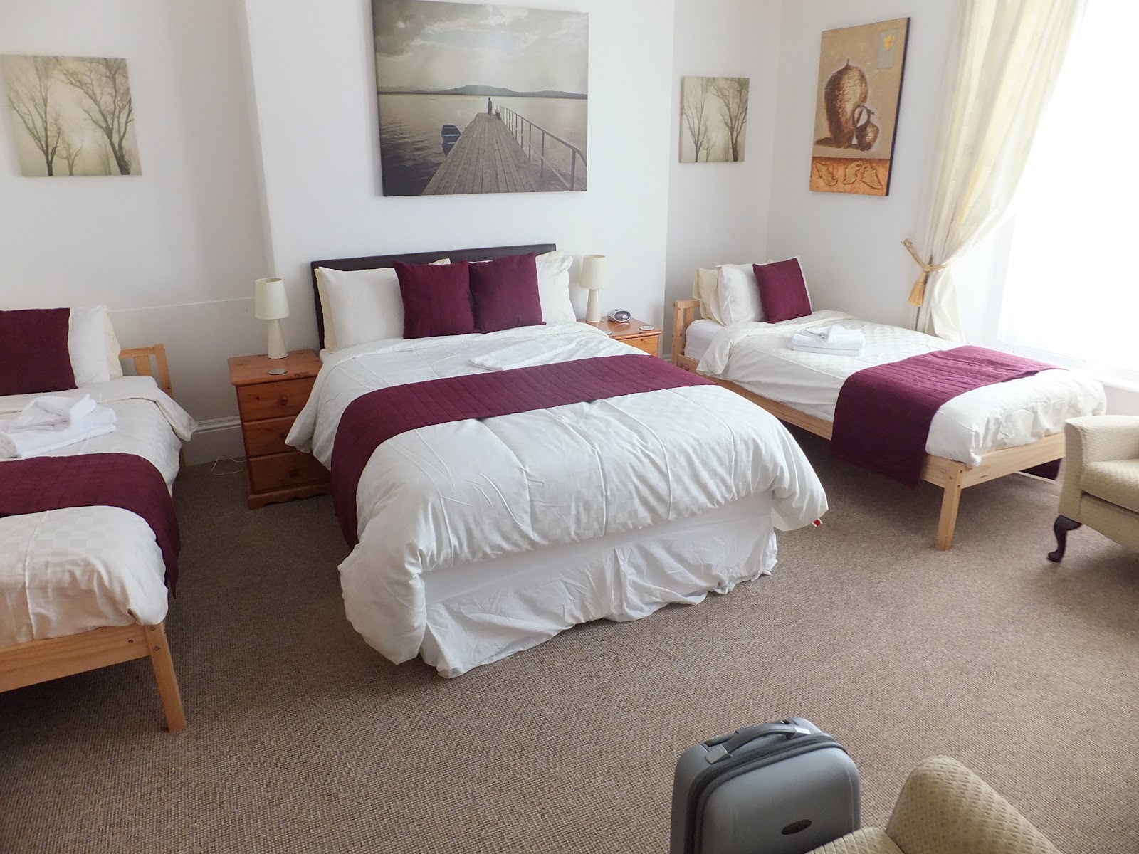 Four Seasons Guest House Hotels in Totnes – GayOut Guide