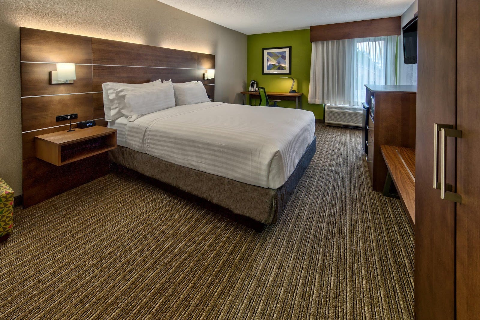 Holiday Inn Express Memphis Medical Center - Midtown Hotels in Memphis – GayOut Guide