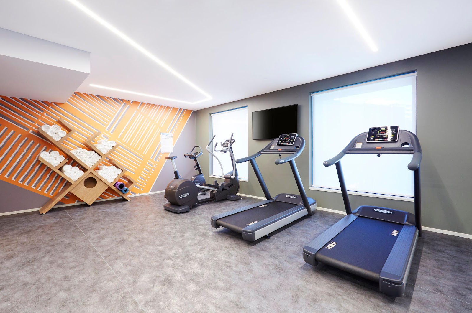 Holiday Inn Express Hotels in Brisbane – GayOut Guide