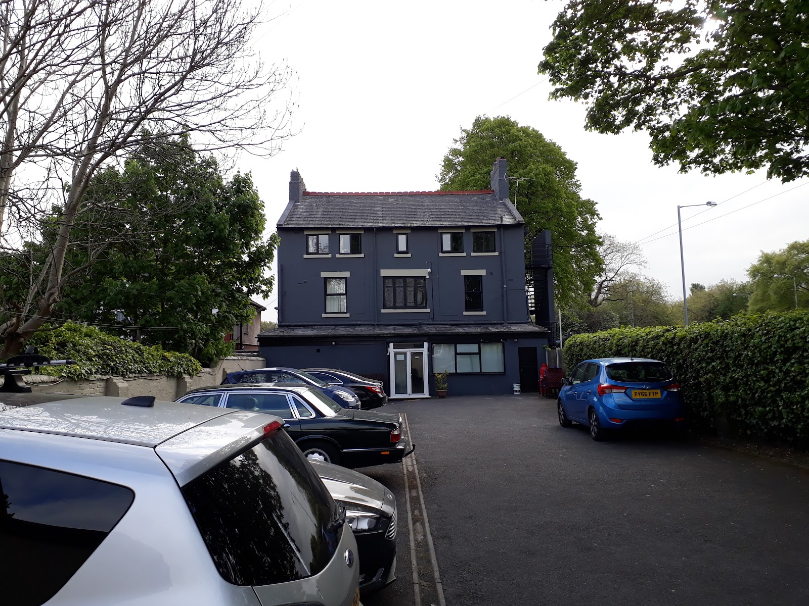 Whitburn House Hotel Hotels in Preston – GayOut Guide