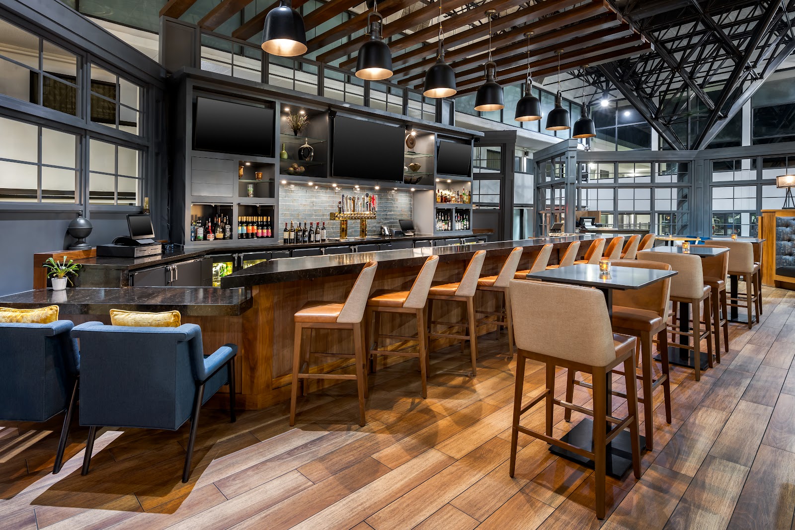 Crowne Plaza Jacksonville Hotels in Jacksonville – GayOut Guide