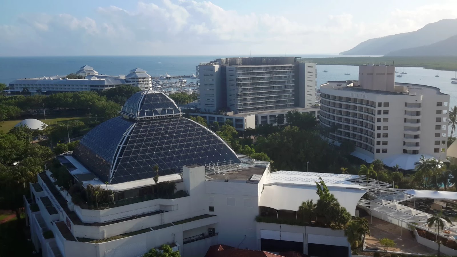 Pullman Cairns International Hotels in Cairns City – GayOut Guide