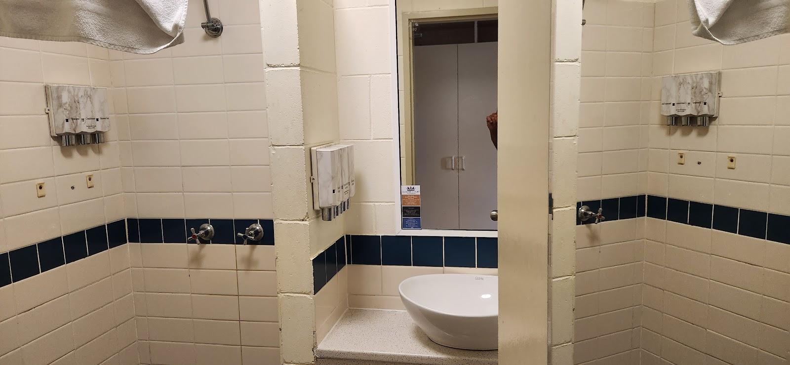 Queens Hotels in Cairns North – GayOut Guide