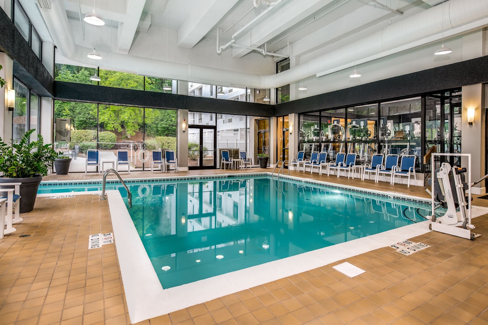 Crowne Plaza Hotels in Charlotte – GayOut Guide