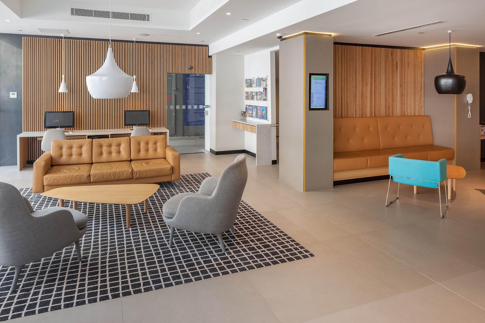 Holiday Inn Perth City Centre Hotels in Perth – GayOut Guide