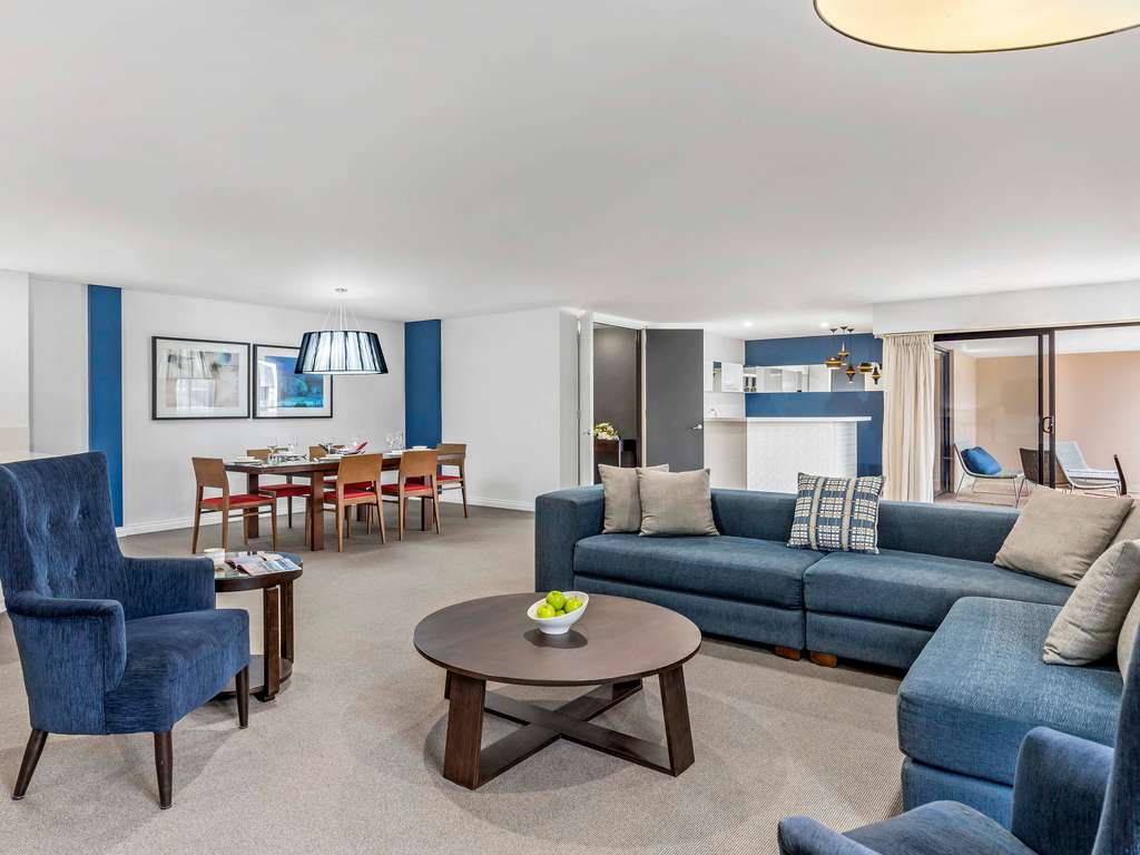 Mantra on Murray Apartments Hotels in Perth – GayOut Guide