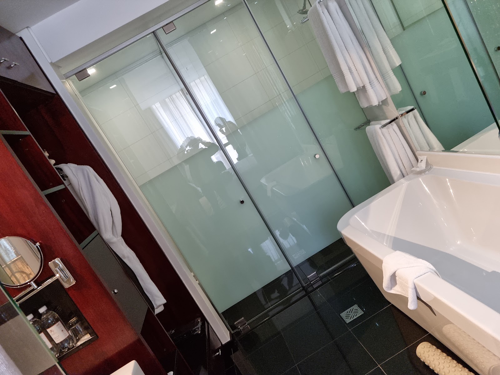 סוויטות Davinci Hotels in Sandton – GayOut Guide
