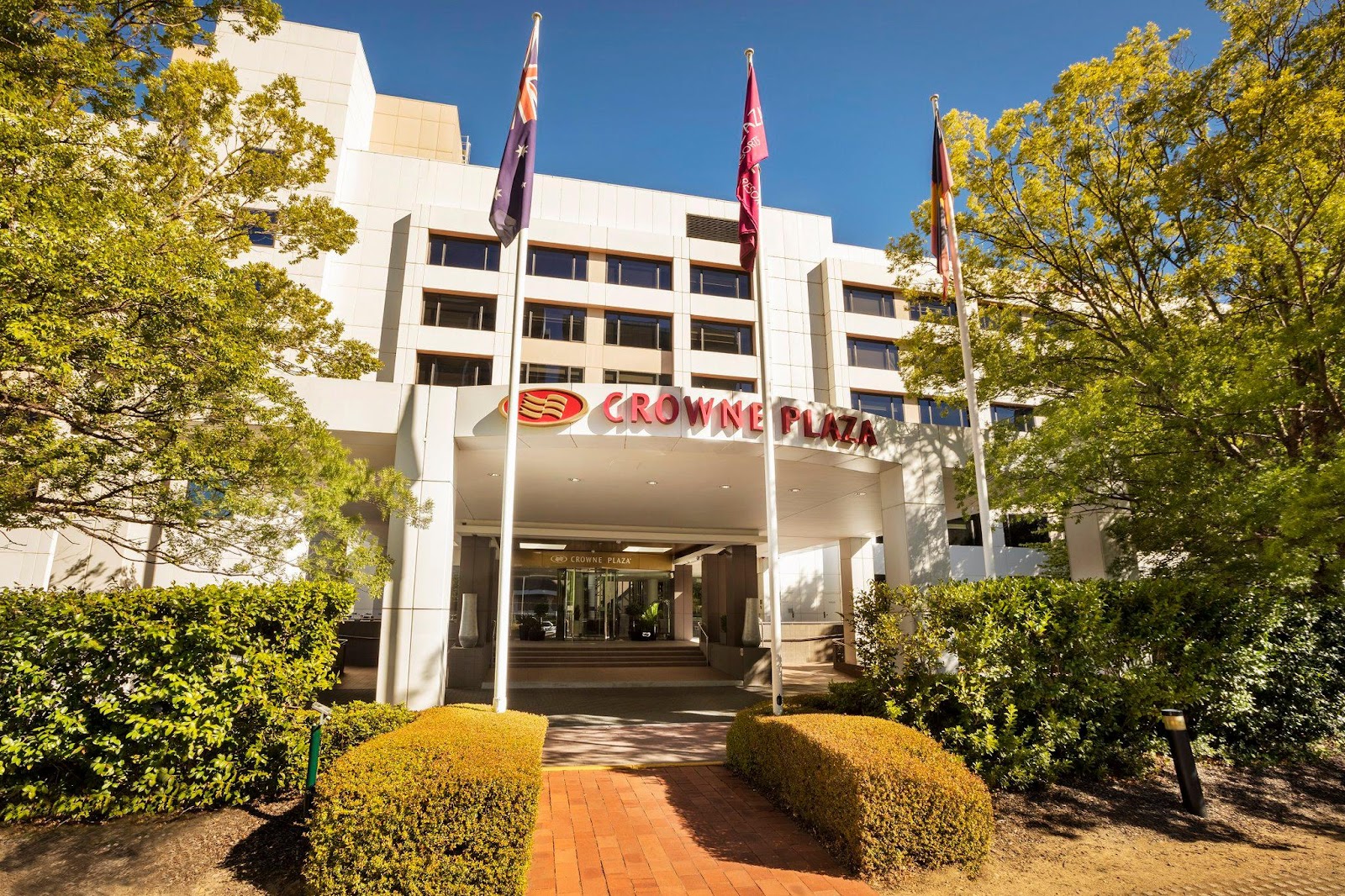Crowne Plaza Canberra Hotels in Canberra – GayOut Guide