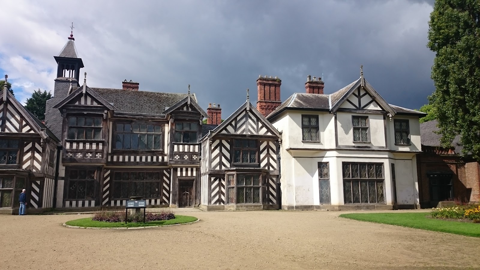 Wythenshawe Park