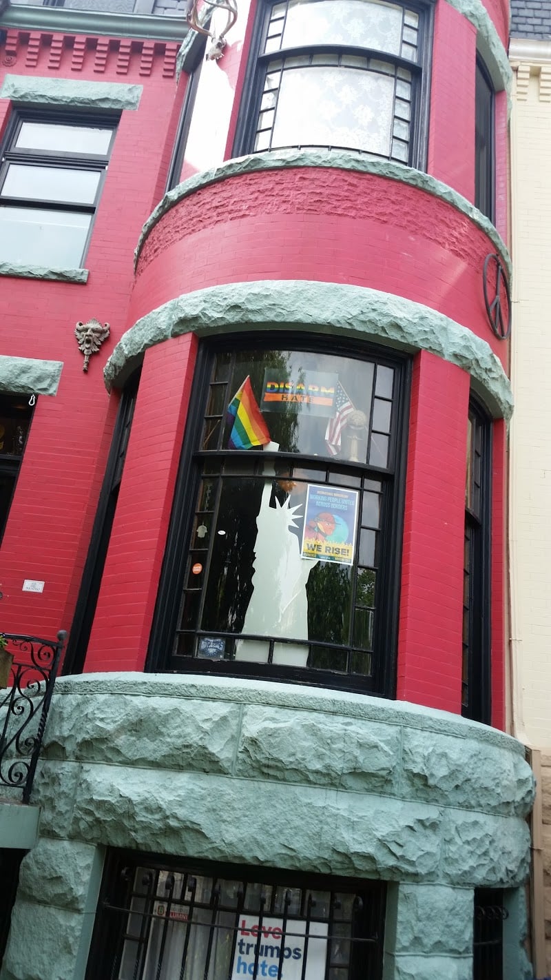 El Piano Bars & Clubs in Sitges – GayOut Guide