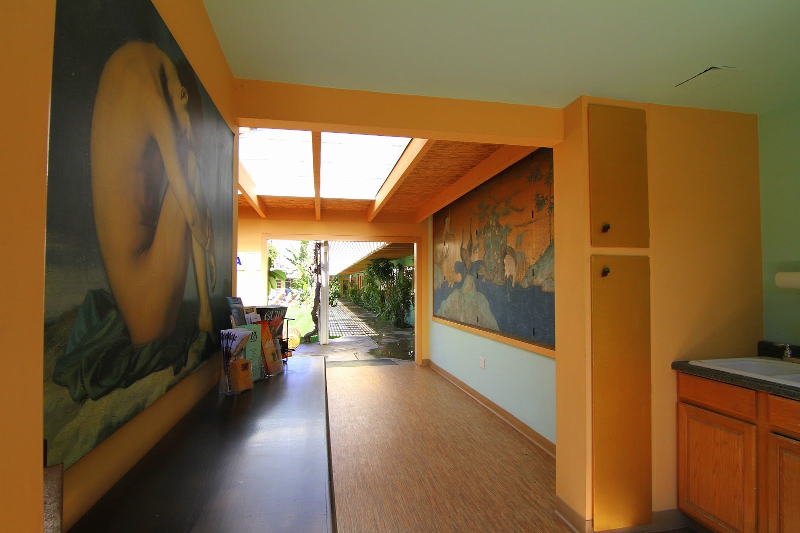Vista Grande Resort - A Gay Men's Resort Hotels in Palm Springs – GayOut Guide