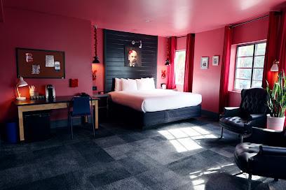 Hôtel Gaythering Hotels in Miami Beach – GayOut Guide