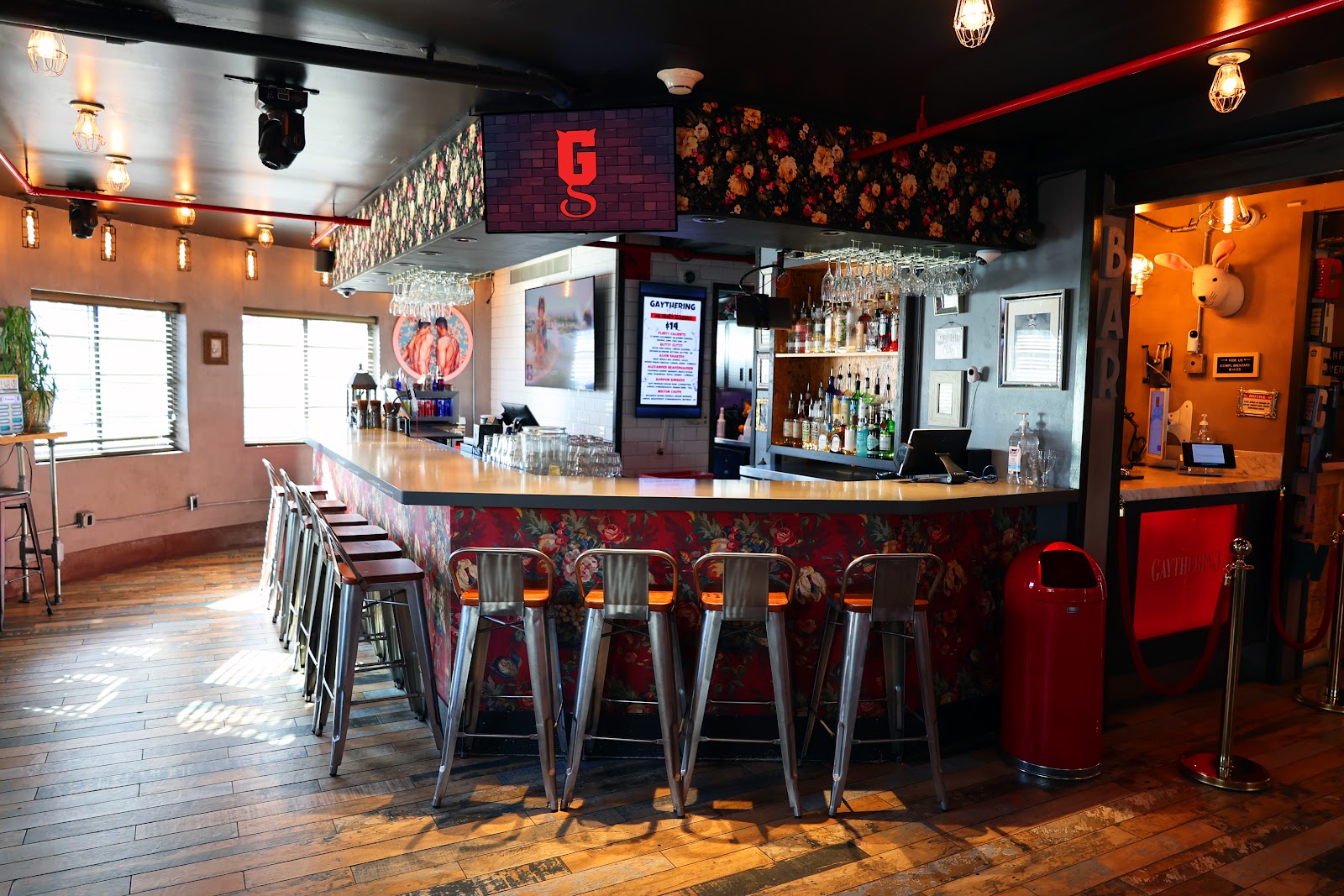 Hôtel Gaythering Hotels in Miami Beach – GayOut Guide