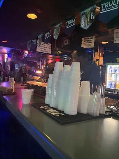 The Quest Club Bars & Clubs in Tuscaloosa – GayOut Guide