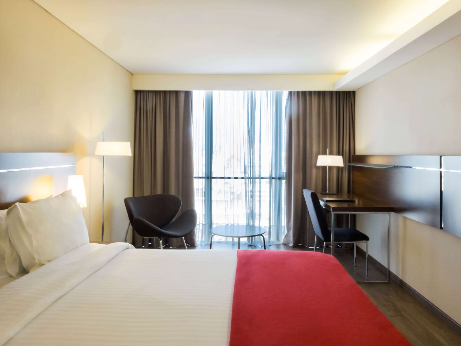 Suítes HOWARD JOHNSON LA CANADA HOTEL & Hotels in Córdoba – GayOut Guide
