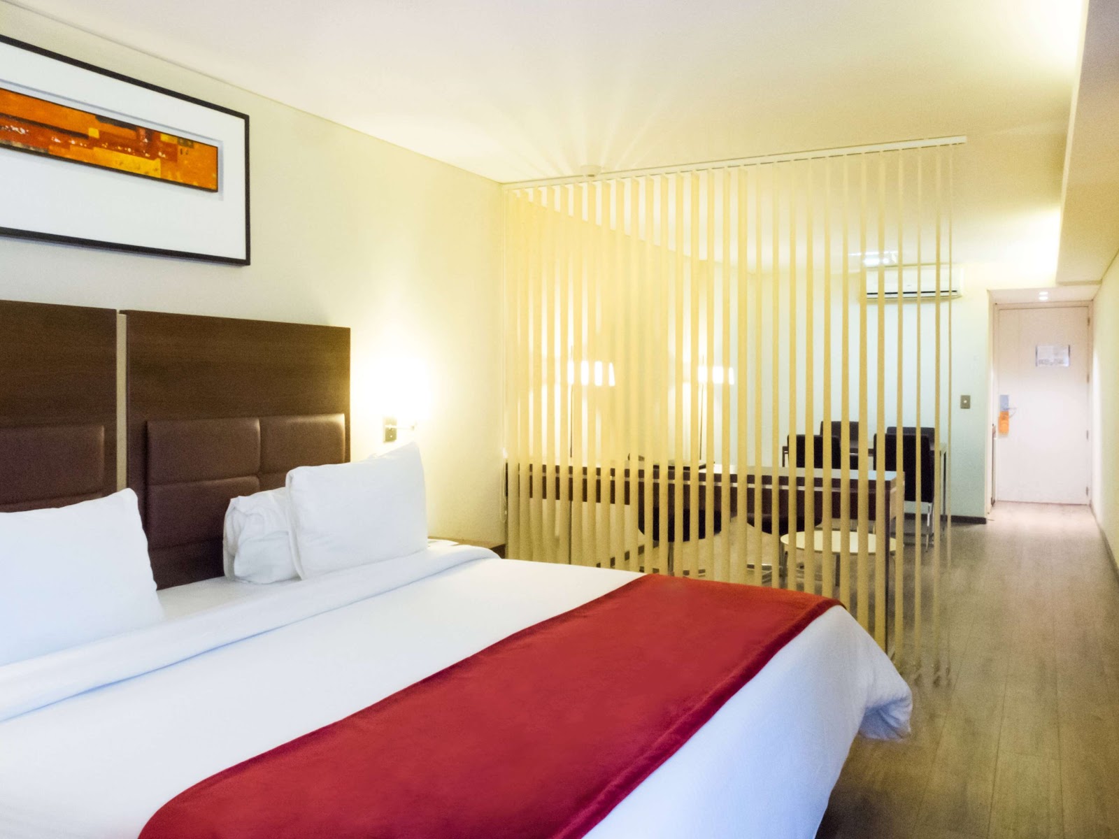 Suítes HOWARD JOHNSON LA CANADA HOTEL & Hotels in Córdoba – GayOut Guide