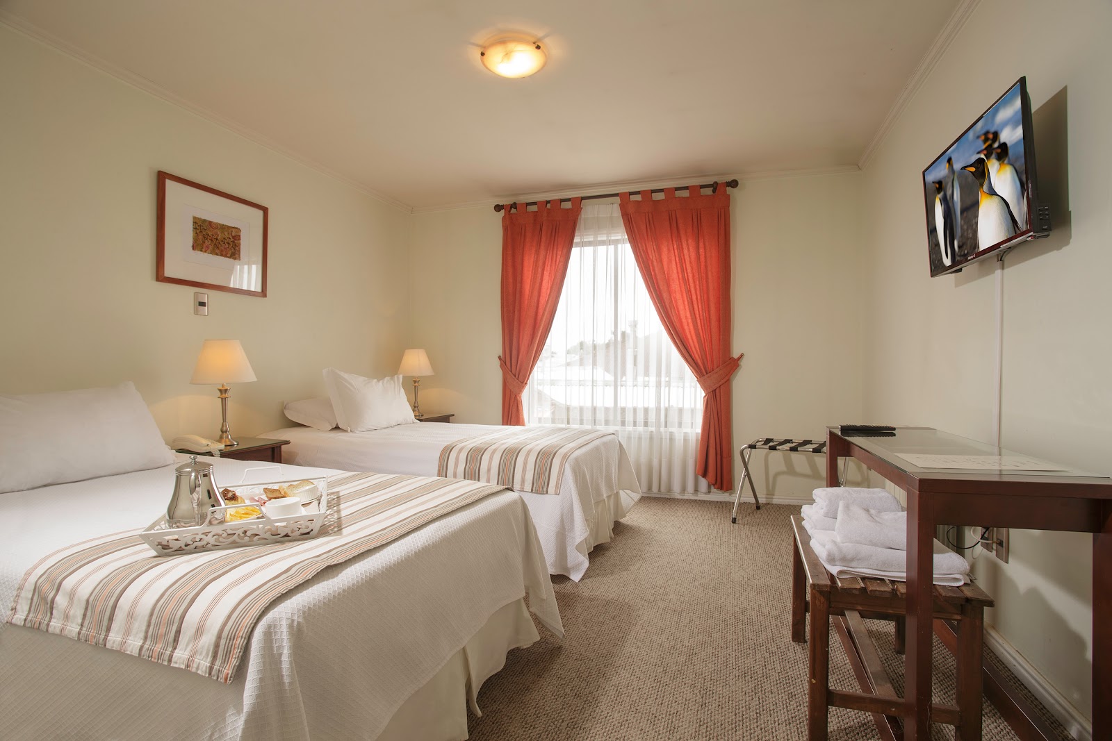 CARPA MANZANO Hotel Hotels in Magallanes – GayOut Guide