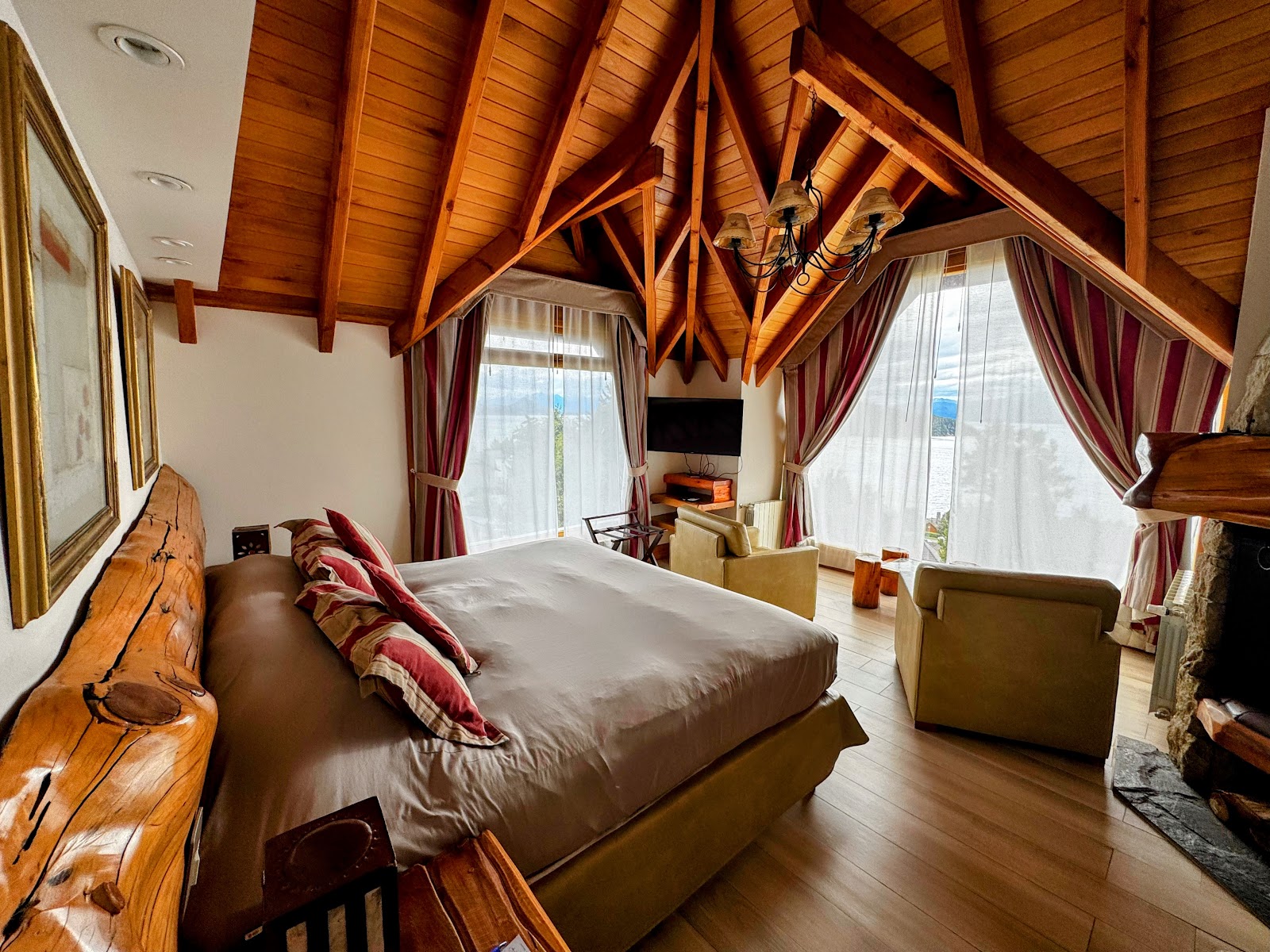 Nido del Cóndor Hotel & Spa Hotels in San Carlos De Bariloche – GayOut Guide
