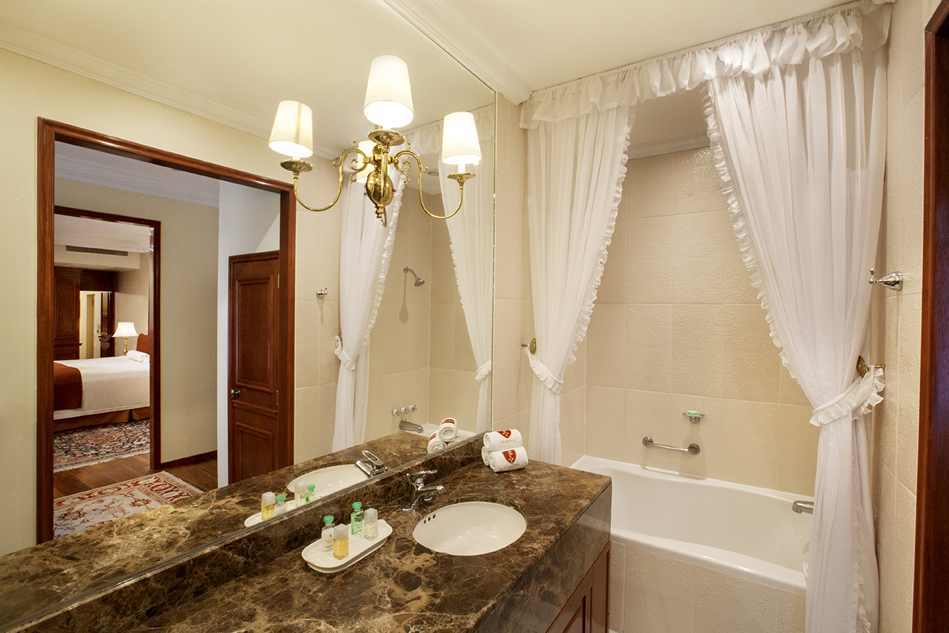 Hotel Geneve Hotels in Ciudad de México – GayOut Guide