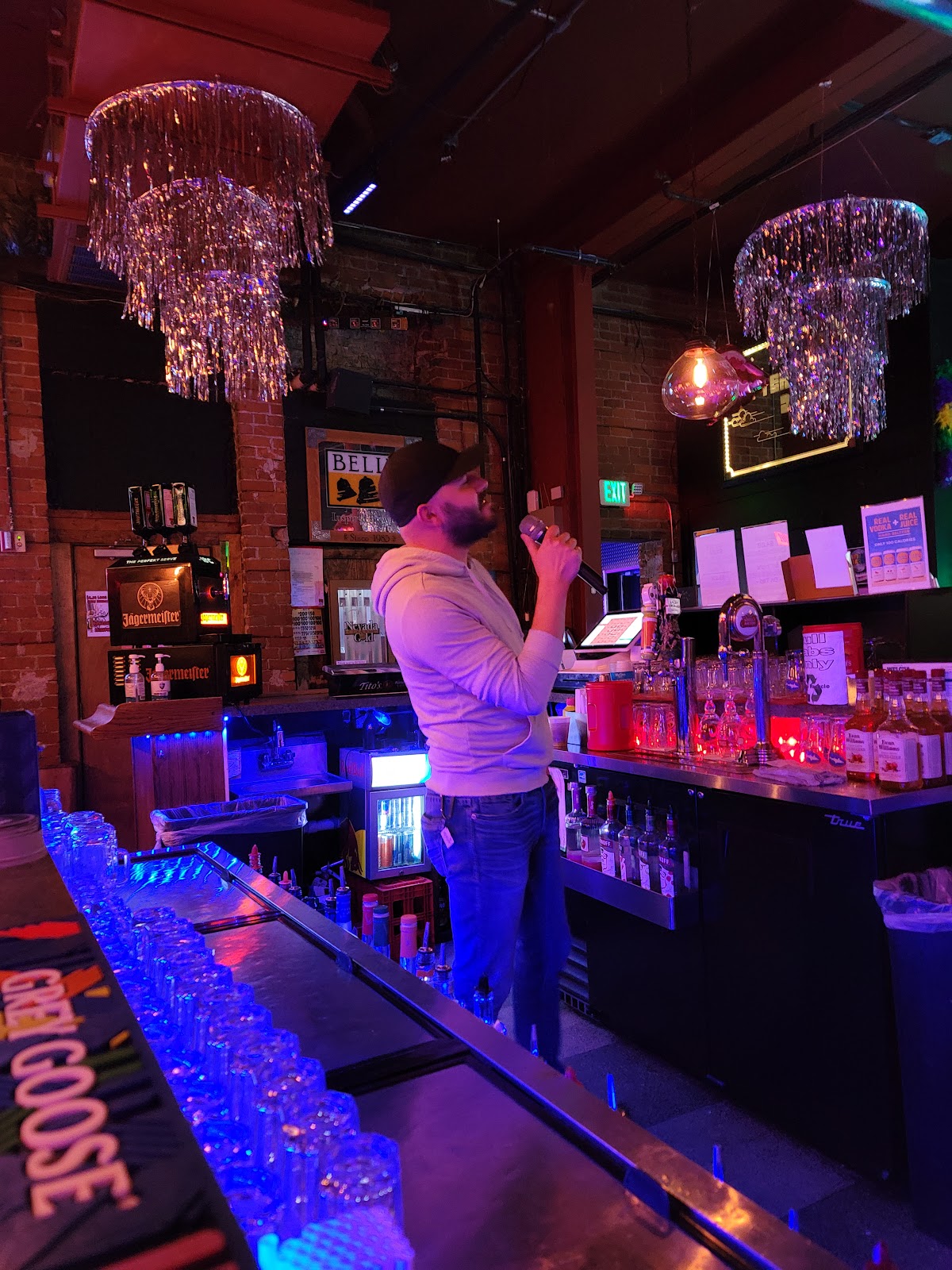 After Dark Bars & Clubs in Fort Wayne – GayOut Guide