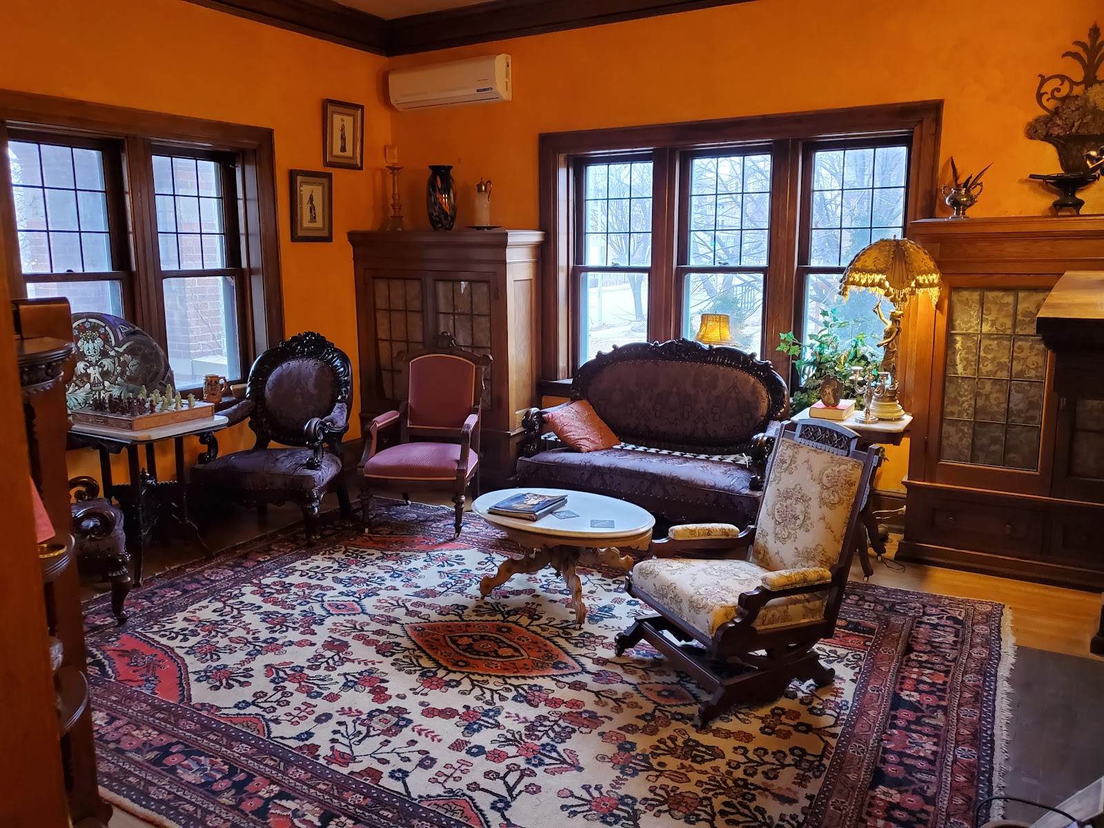 Brumder Mansion Bed & Breakfast Hotels in Milwaukee – GayOut Guide