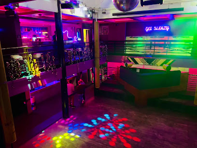 Highland Lounge Bars & Clubs in Austin – GayOut Guide