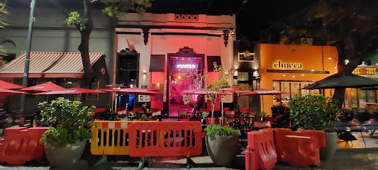 P E U T E O Bars & Clubs in Buenos Aires – GayOut Guide