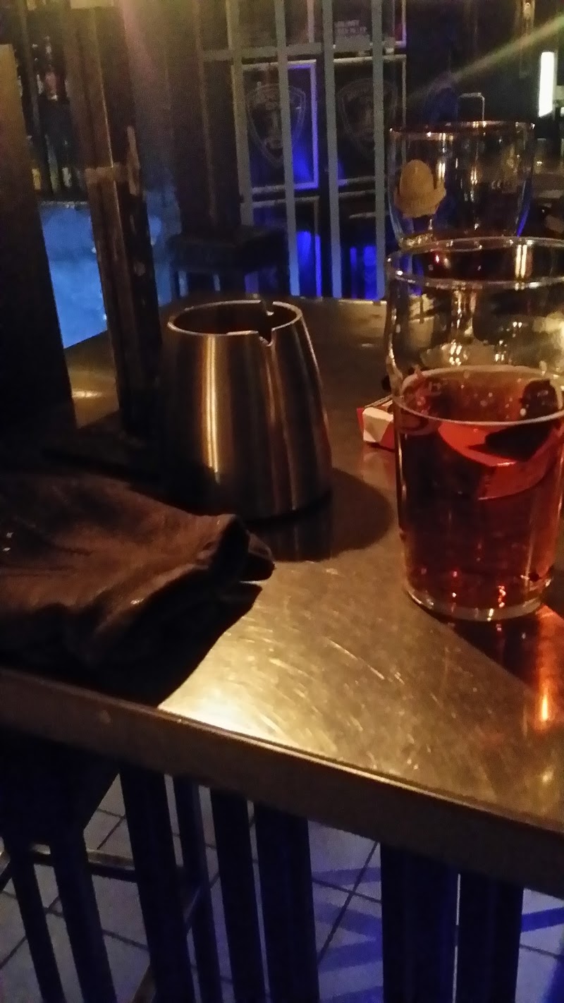 Harrys Roadhouse Restaurants in Santa Fe – GayOut Guide