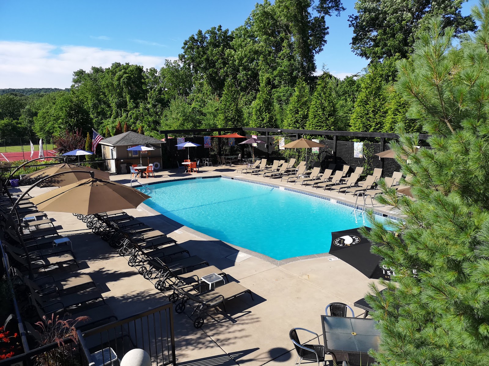 أجنحة New Hope Inn & Hotels in New Hope – GayOut Guide