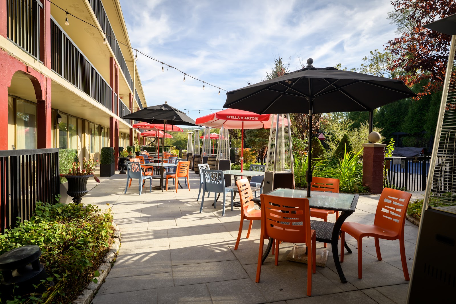 أجنحة New Hope Inn & Hotels in New Hope – GayOut Guide