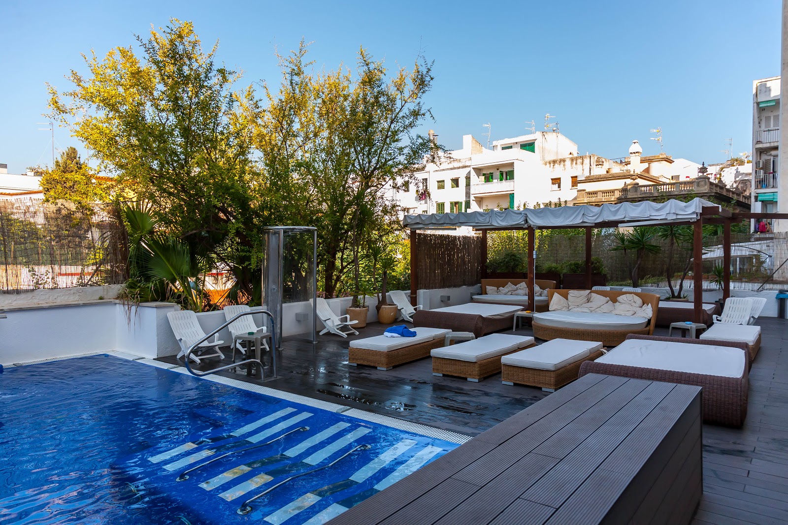 Hotel Platjador Hotels in Sitges – GayOut Guide