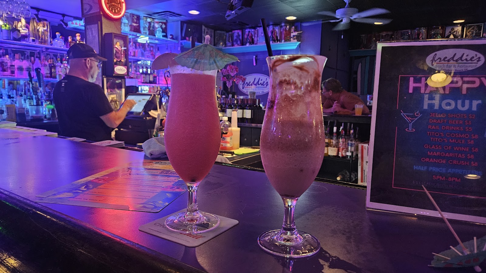 Freddies Beach Bar Bars & Clubs in Rehoboth Beach – GayOut Guide