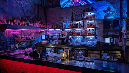 Vibe Bar Maui Bars & Clubs in Maui – GayOut Guide