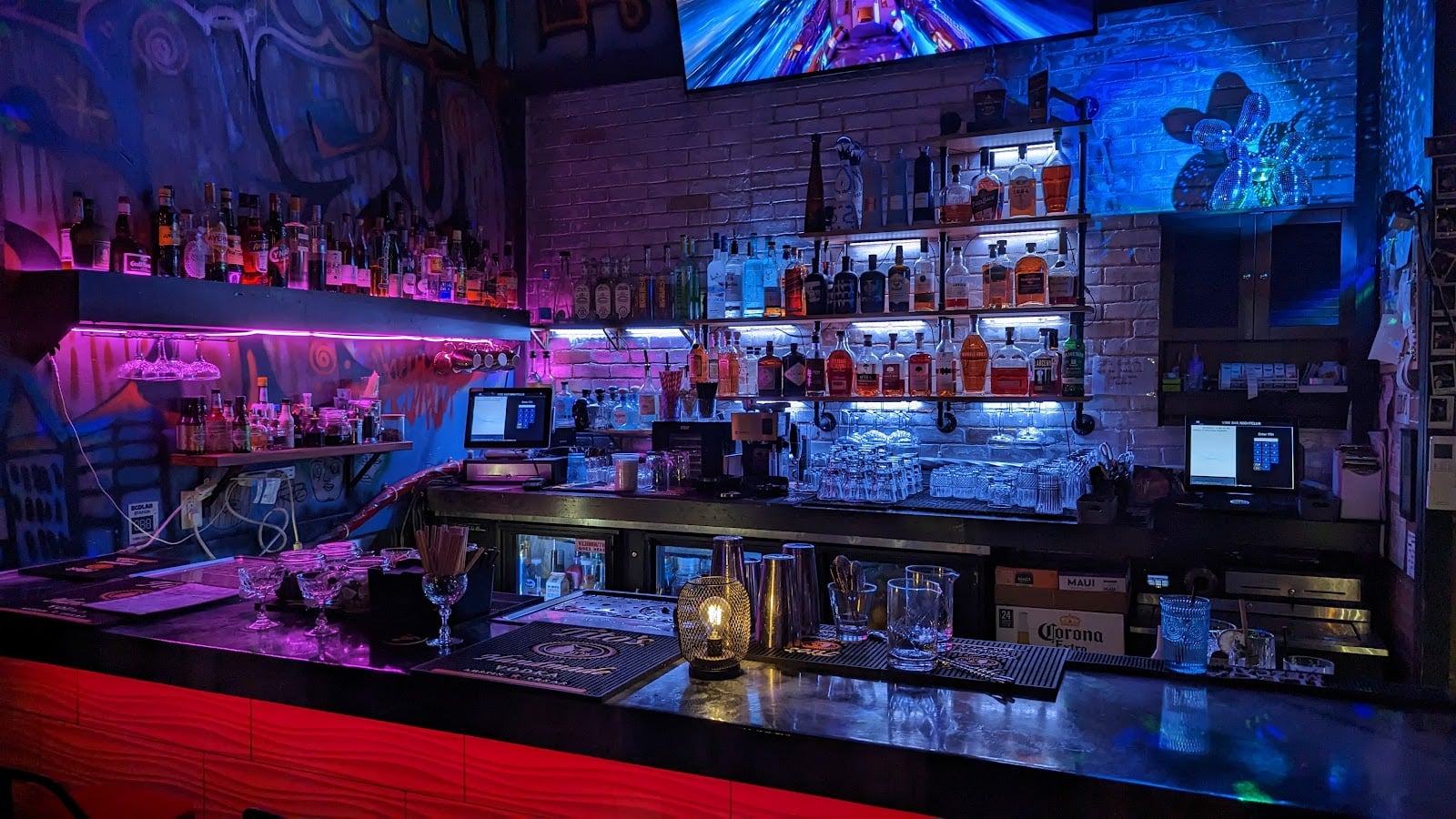 Vibe Bar Maui