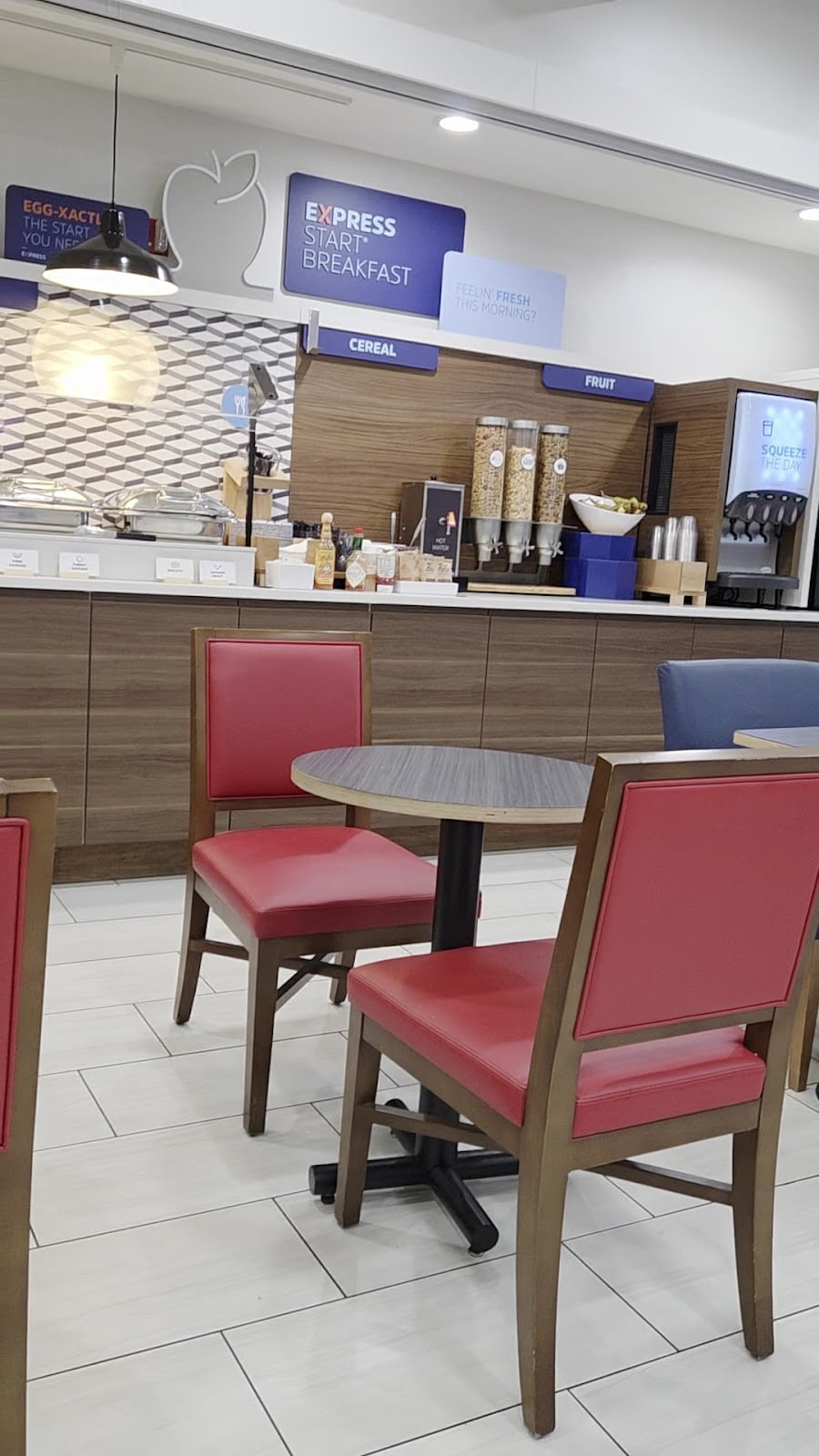 Holiday Inn Express and Suites Tacoma Downtown, an IHG Hotel Hotels in Tacoma – GayOut Guide