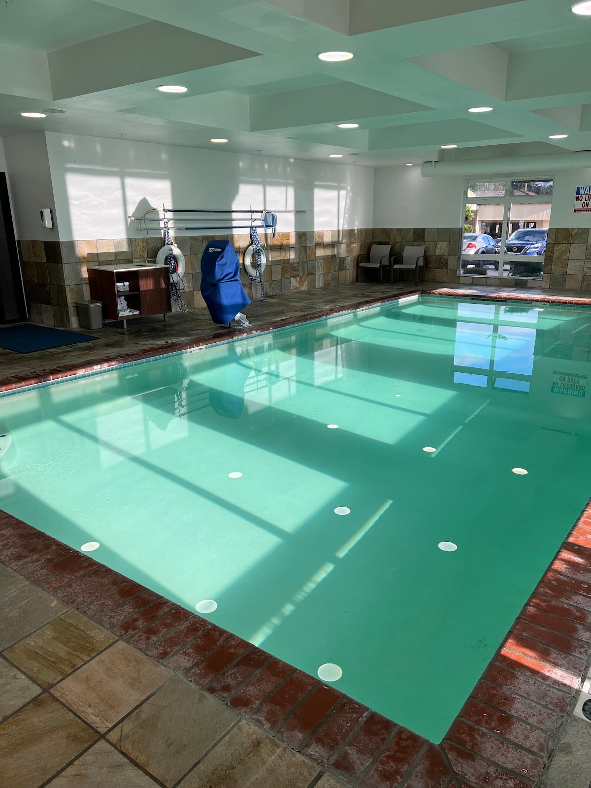 Holiday Inn Express and Suites Tacoma Downtown, an IHG Hotel Hotels in Tacoma – GayOut Guide