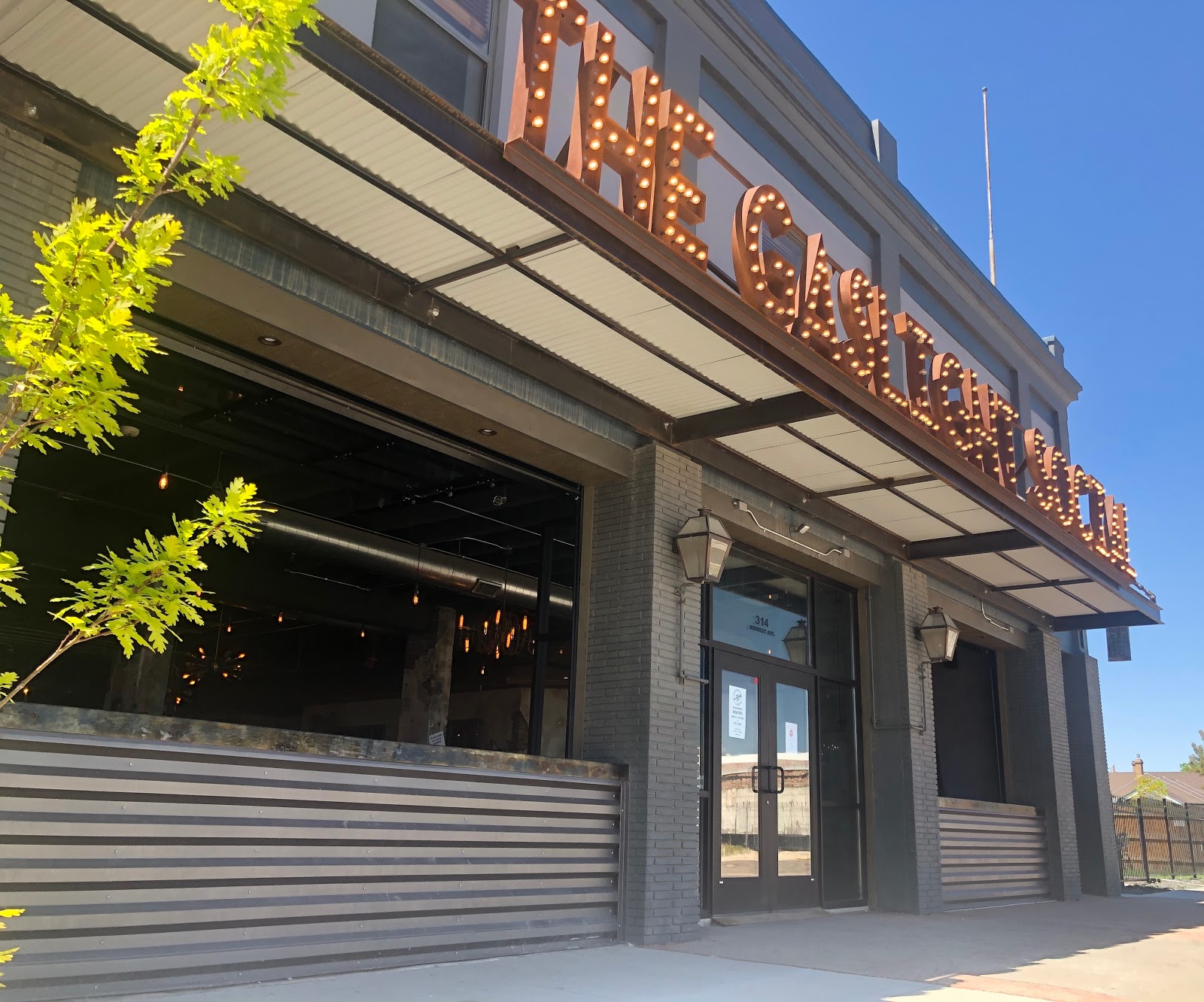 Gaslight Social Bars & Clubs – GayOut Guide