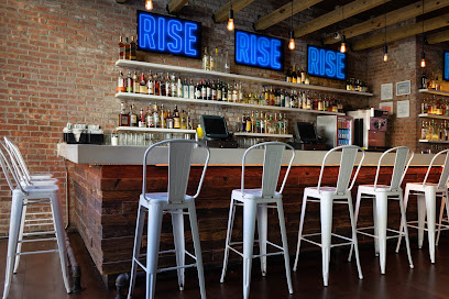 Rise Bar Bars & Clubs in New York – GayOut Guide