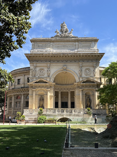 Company Roma Bars & Clubs in Rome – GayOut Guide