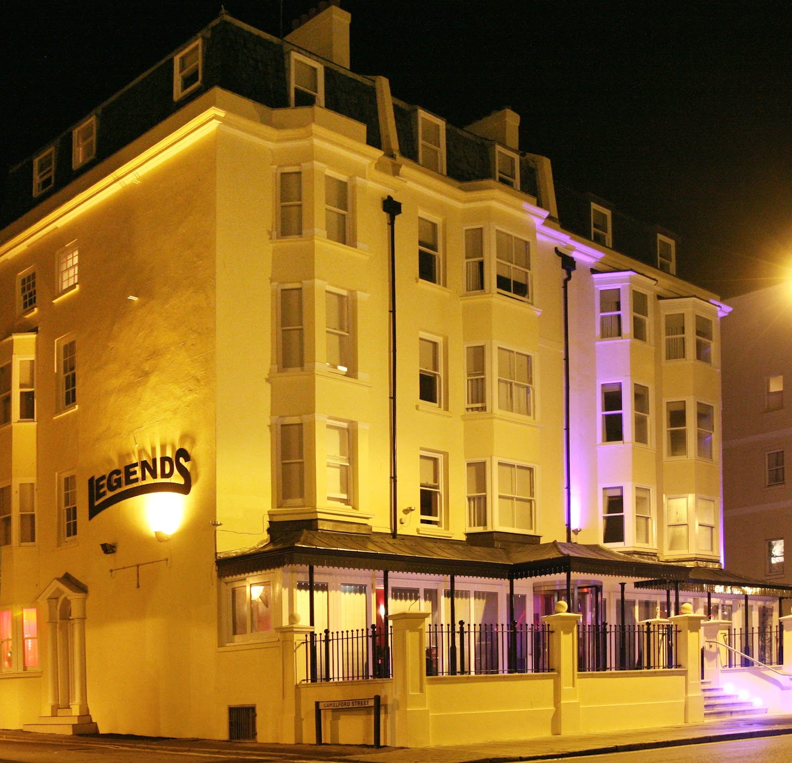 Отель Legends Hotels in Brighton – GayOut Guide