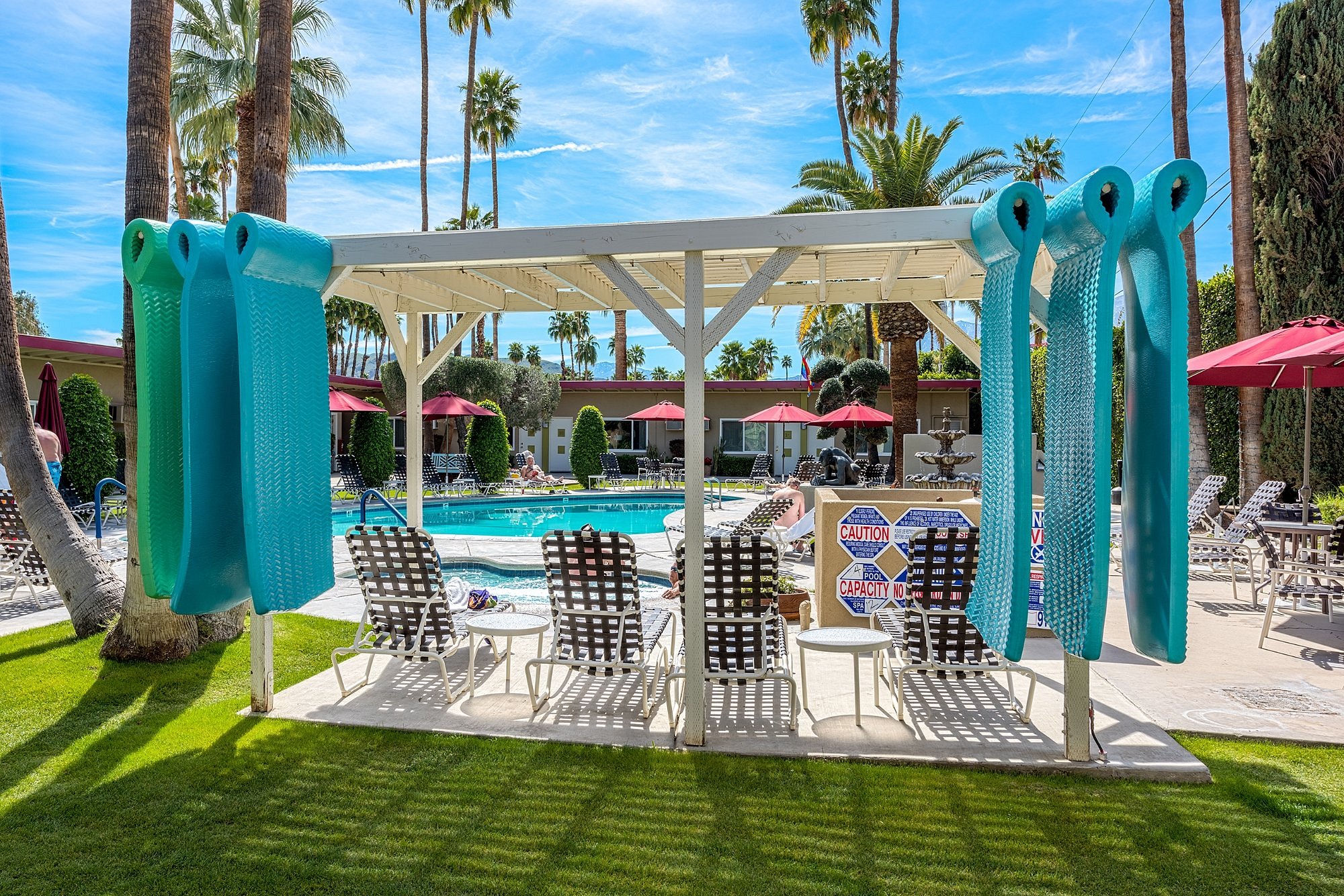 Inndulge Hotel Hotels in Palm Springs – GayOut Guide