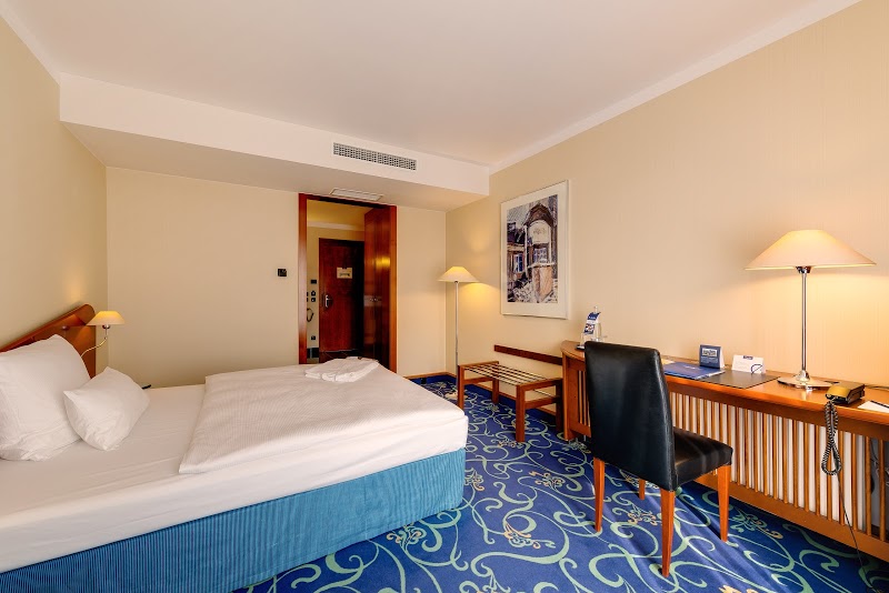 The OUT NYC Hotel Hotels in New York City – GayOut Guide