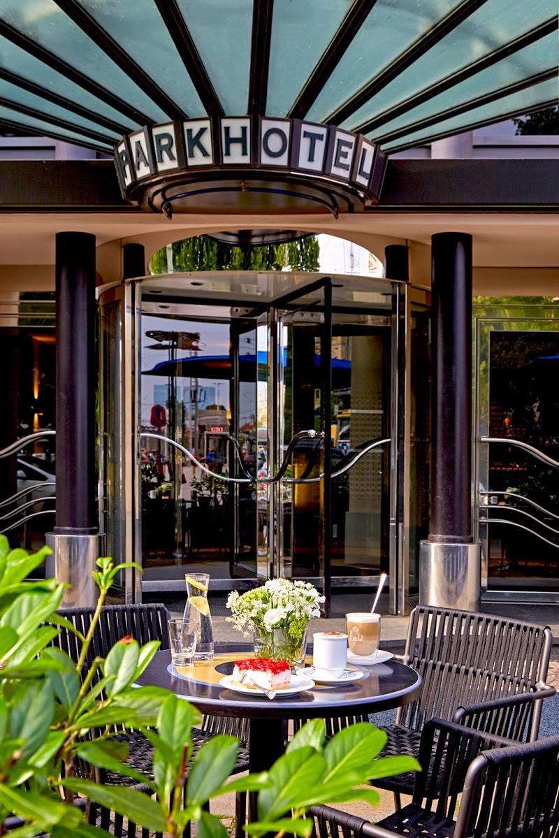 The OUT NYC Hotel Hotels in New York City – GayOut Guide