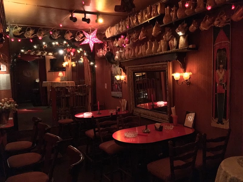 Stirrup Bars & Clubs in Nashville – GayOut Guide