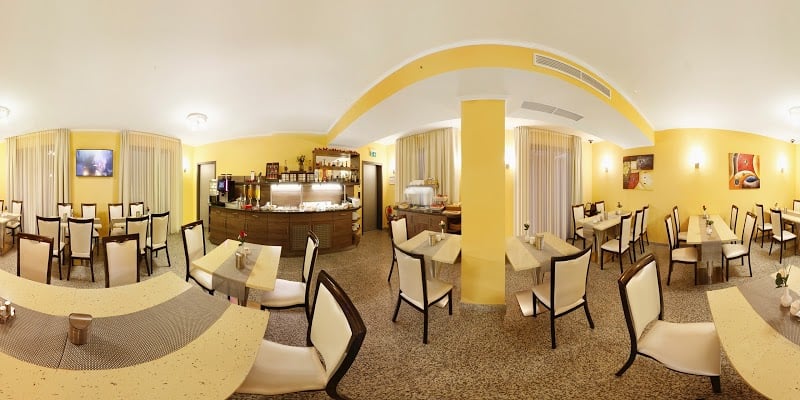 The Lyall Hotel Hotels in Melbourne – GayOut Guide