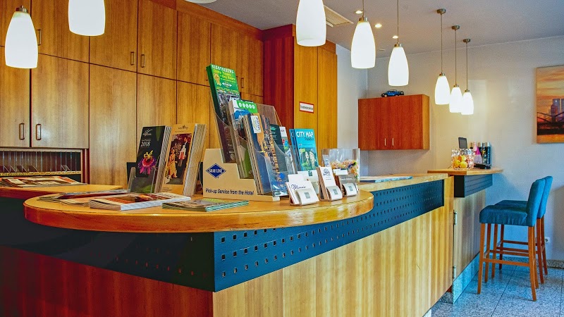 Hares & Hyenas Shops in Melbourne – GayOut Guide