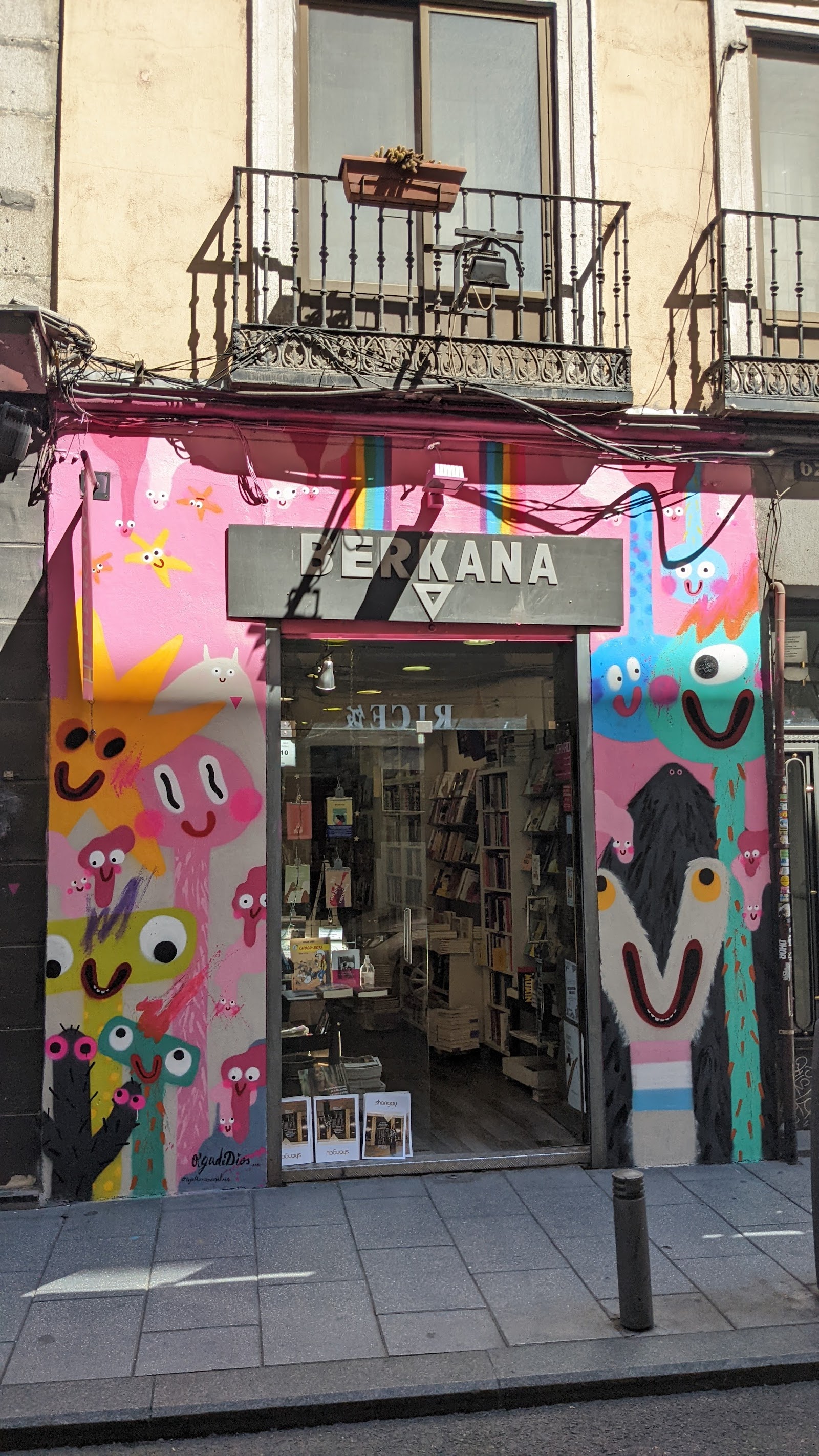 Berkana Librería Gay Shops in Madrid – GayOut Guide