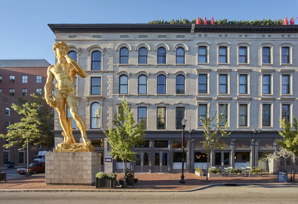 21c Museum Hotel Louisville Hotels in Louisville – GayOut Guide
