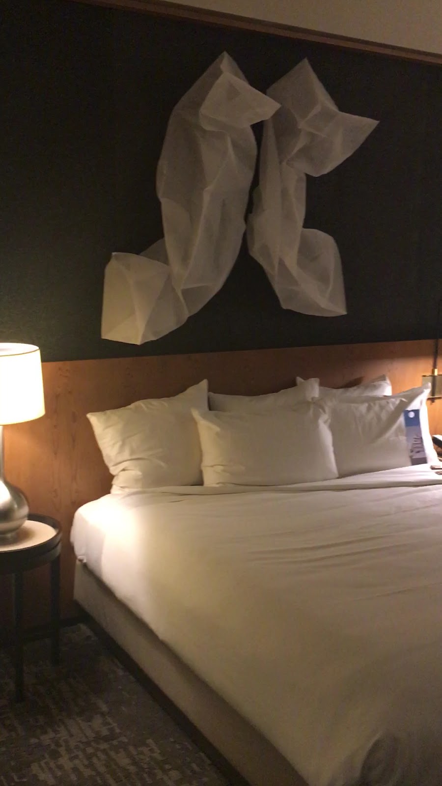 21c Museum Hotel Louisville Hotels in Louisville – GayOut Guide