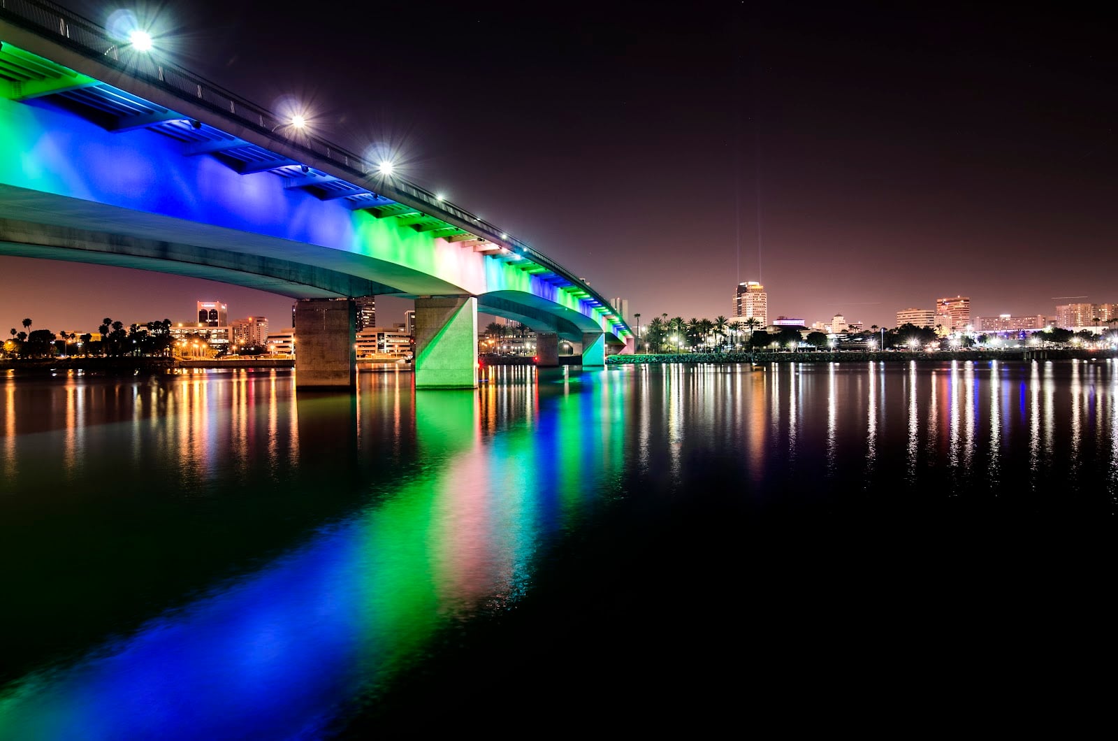 Hotel Maya Hotels in Long Beach – GayOut Guide